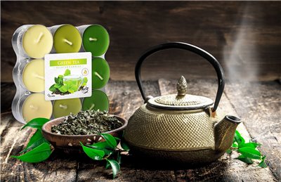 Aura čajová vonná svíčka Zelený čaj 18ks